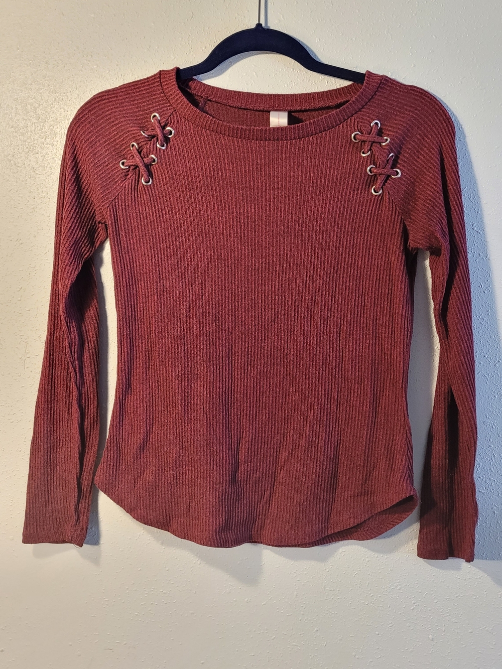 Long-Sleeve Ribbed Lace-Up Top in Burgundy No Boundries